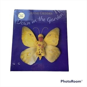 Anne Geddes Down in the Garden Book Hardcover NWT Sealed Rare Cedco